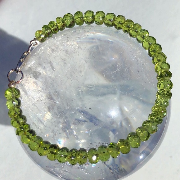 “Ganja Green” Authentic Peridot Gemstone Bracelet! - Picture 3 of 5